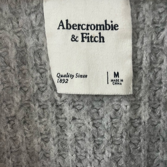 Cardigan - Picture 3 of 4